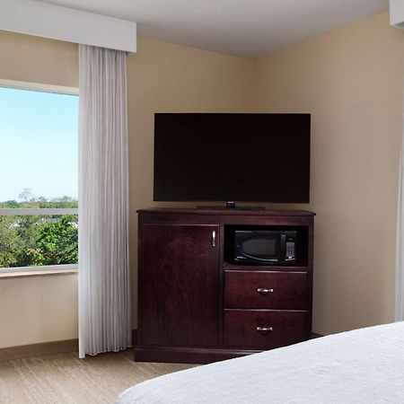 Hampton Inn & Suites Washington-Dulles International Airport Sterling Dış mekan fotoğraf